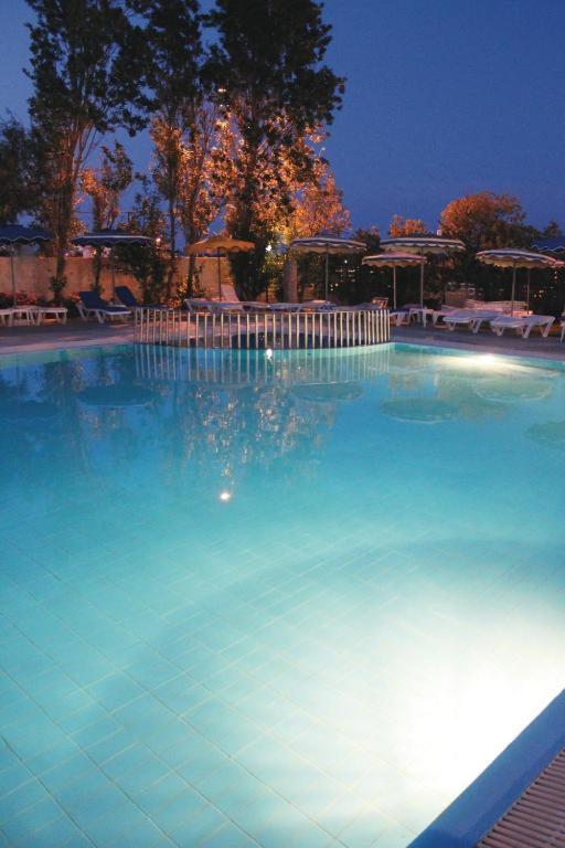 Diamond Apartments Φαληράκι Εξωτερικό φωτογραφία